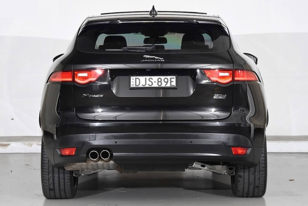 Photos Jaguar FPace Exterior Rear 1000 x 666 Photos Jaguar FPace Exterior Rear