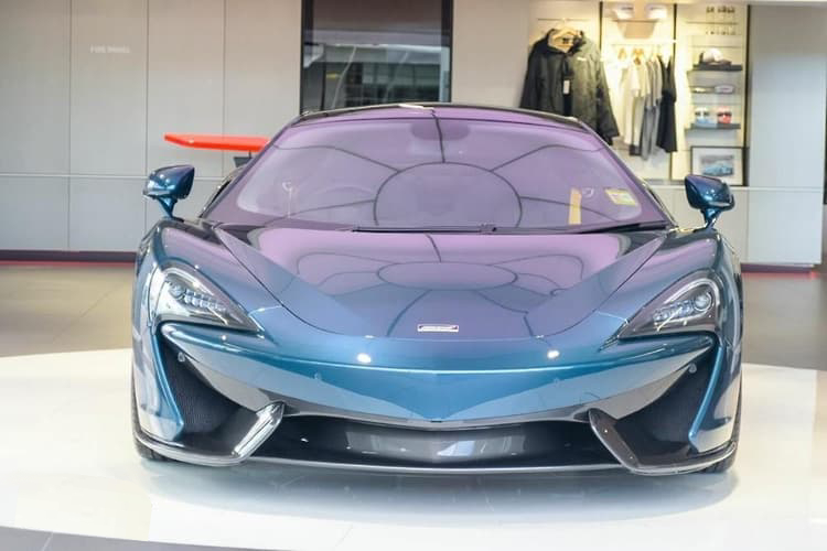 MacLaren GT  blue