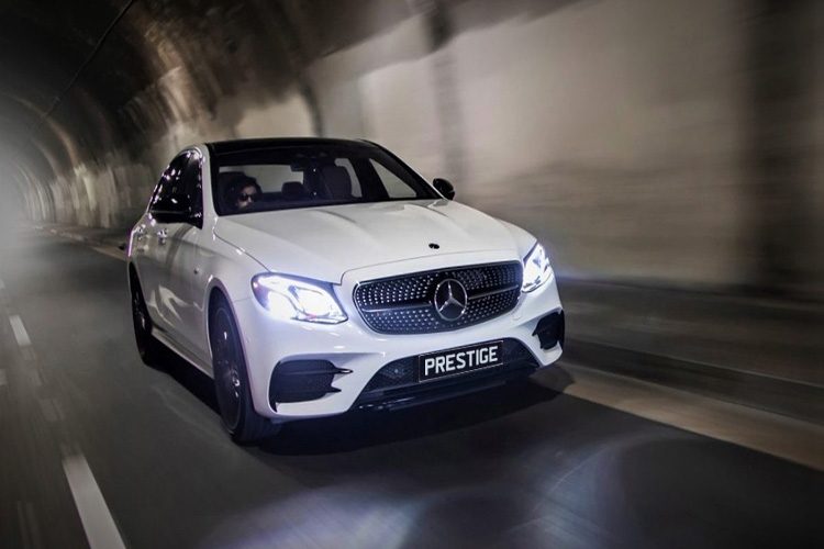 Mercedes E  V