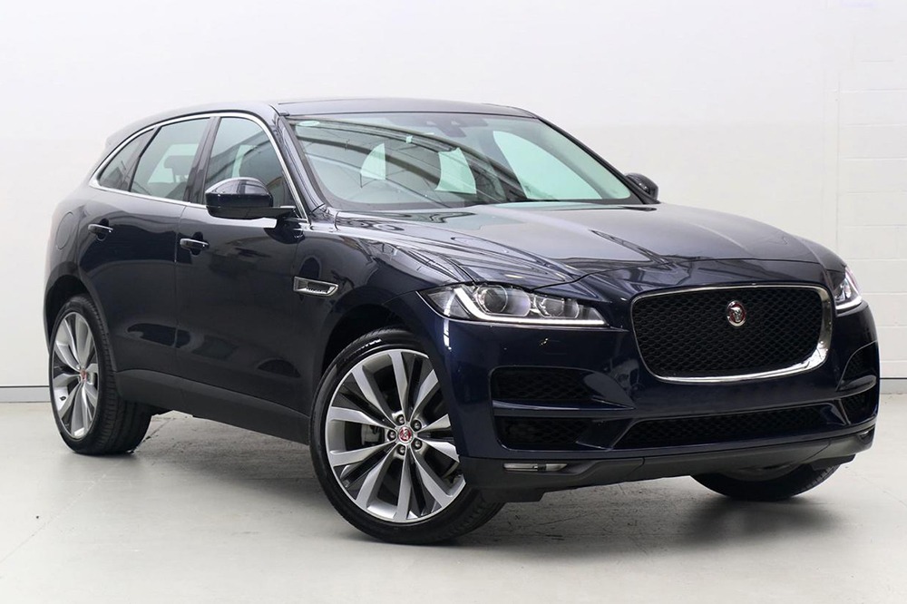 Jaguar F Pace