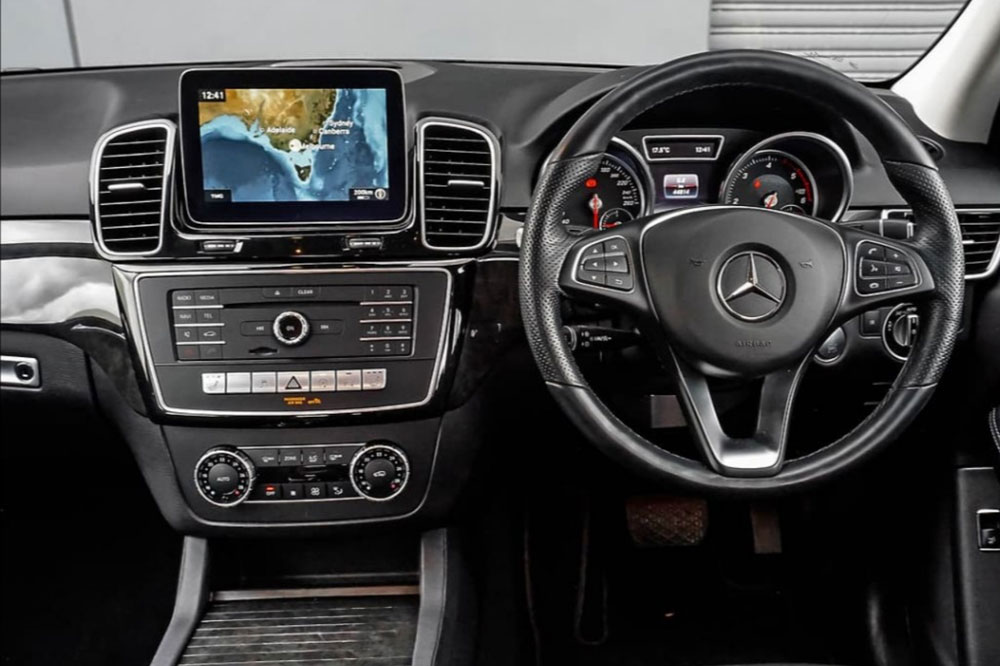 GLE Black