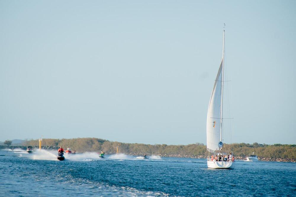 Yacht-Epsilon-02 Yacht-Epsilon-02