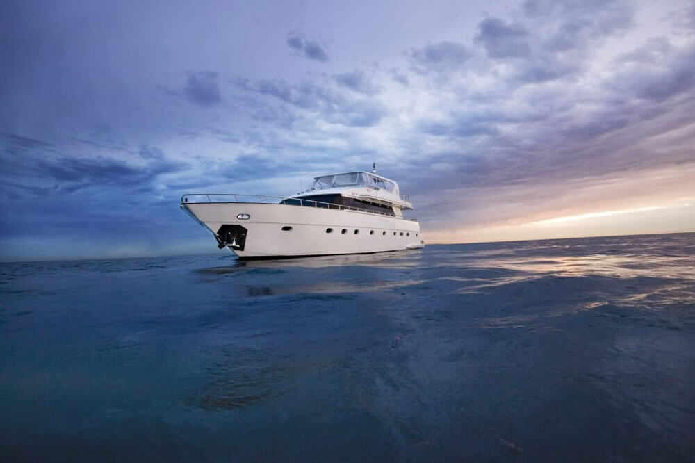 MV-Pearl-Yacht-Hire-Melbourne-04 MV-Pearl-Yacht-Hire-Melbourne-04