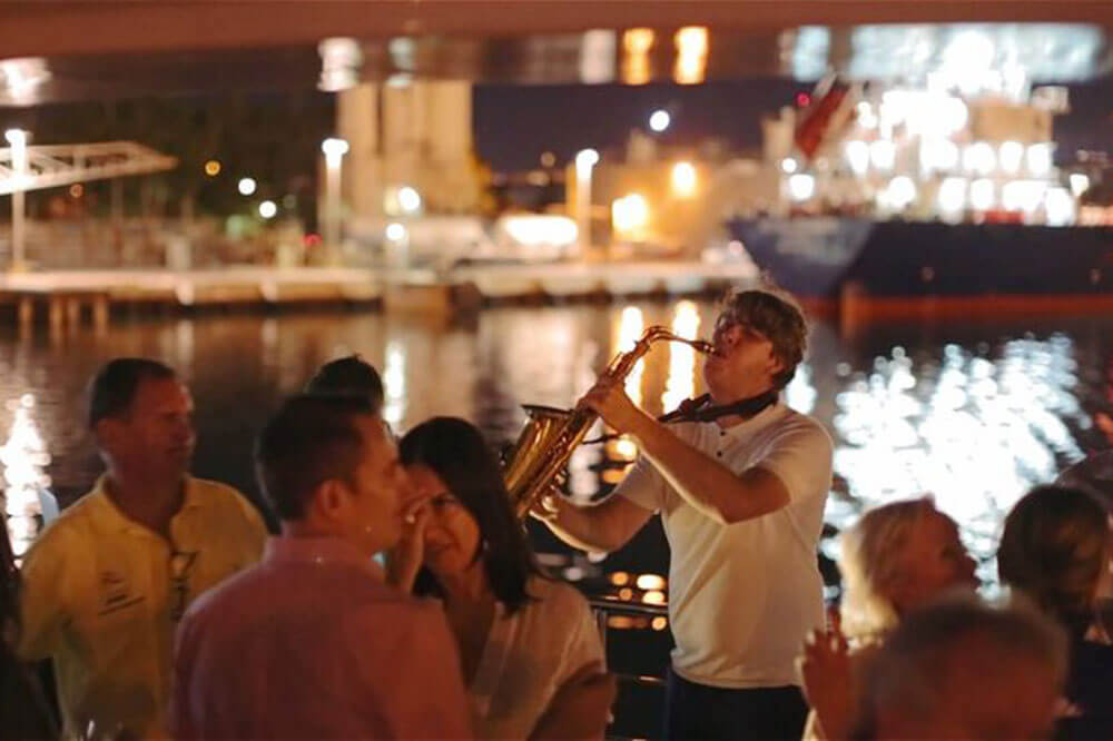 MV-Pearl-Yacht-Hire-Melbourne-10 MV-Pearl-Yacht-Hire-Melbourne-10