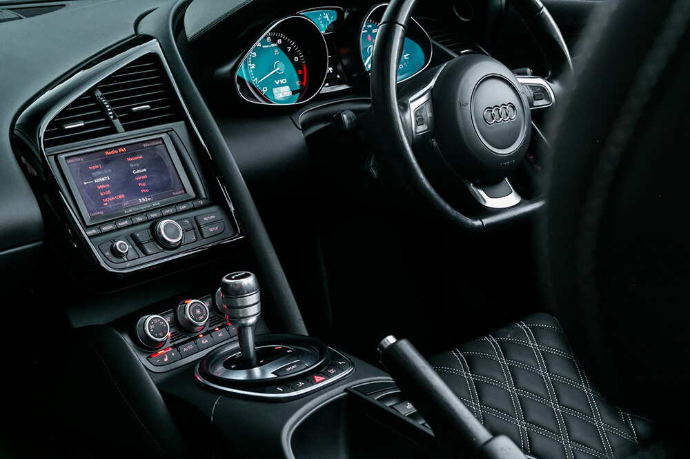 Audi-R8-Convertible-Brisbane-Car-Hire-05