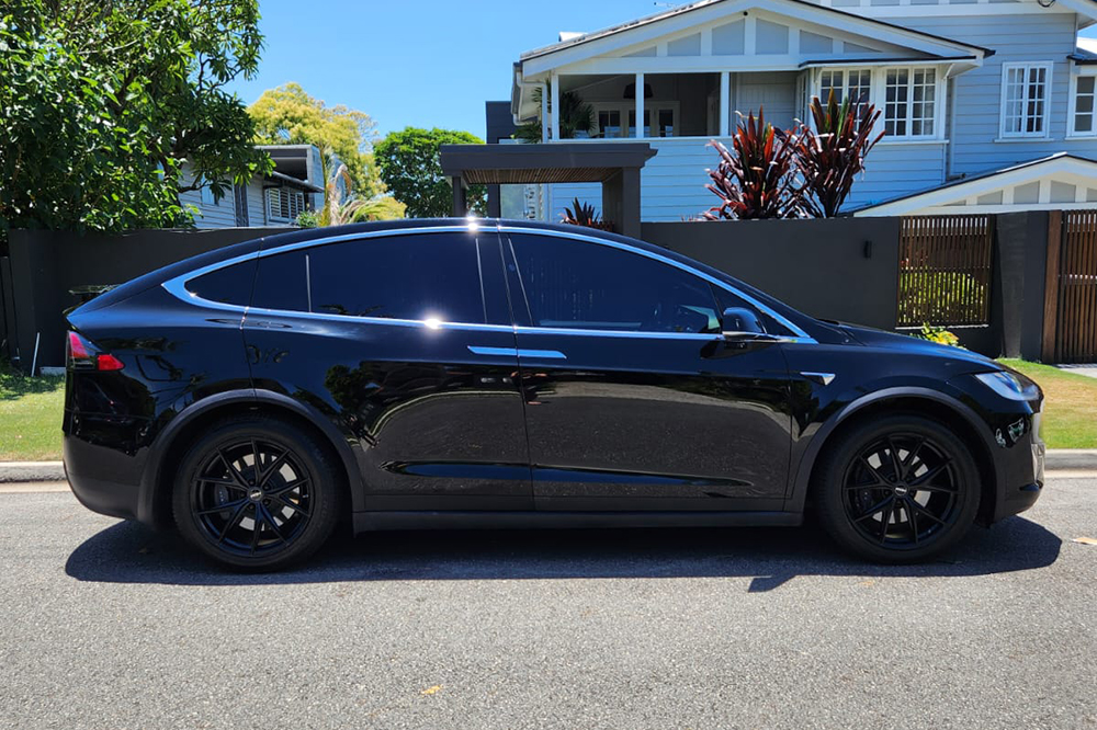 Tesla-Model-X-Car-Hire-Brisbane-02