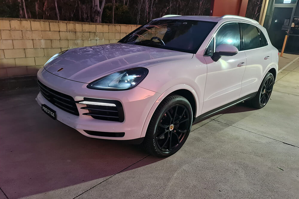 Porsche-Cayenne-Car-Hire-Plumpton-03
