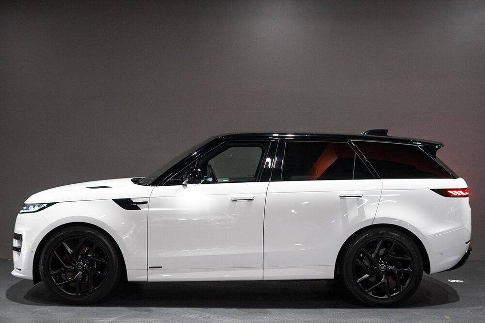 Range-Rover-Sport-SUV-Car-Hire-Dundass-04 Range-Rover-Sport-SUV-Car-Hire-Dundass-04