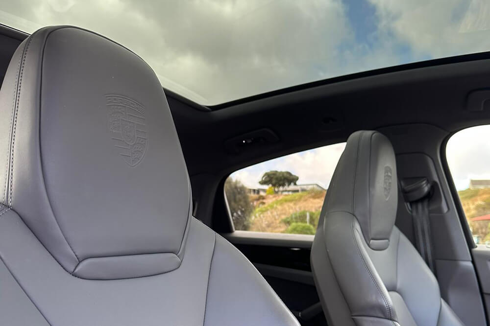 Porsche-Cayenne-Car-Hire-Port-Melbourne-05
