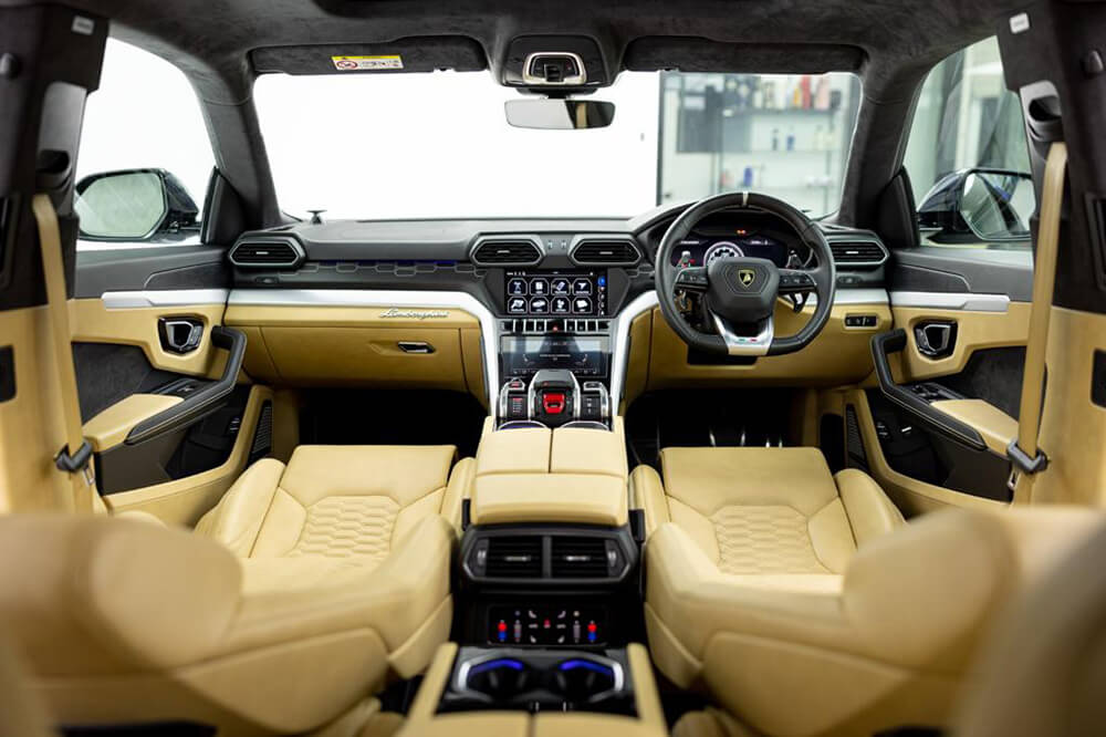 Lamborghini-Urus-Car-Hire-Brisbane-06 Lamborghini-Urus-Car-Hire-Brisbane-06