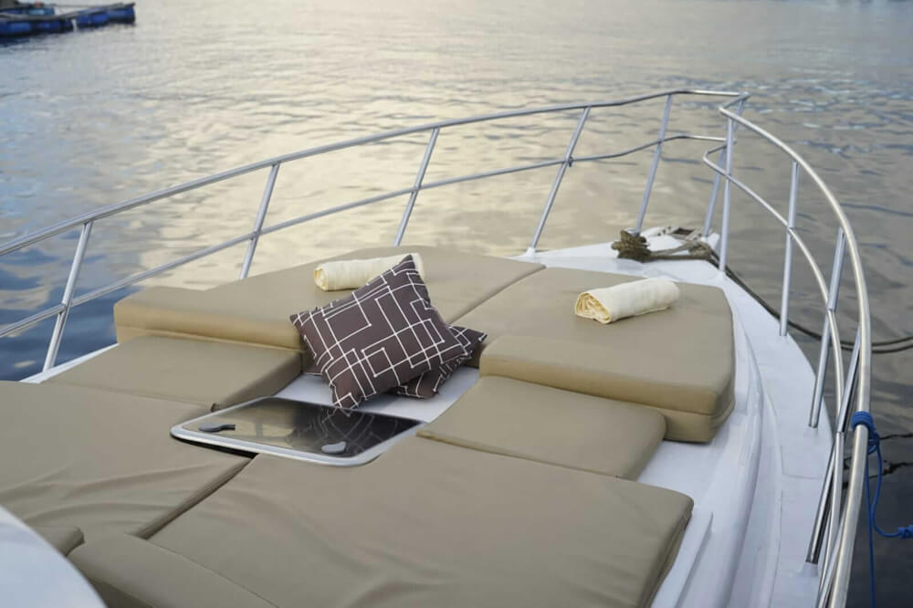 Monohull-KFish-04 Monohull-KFish-04