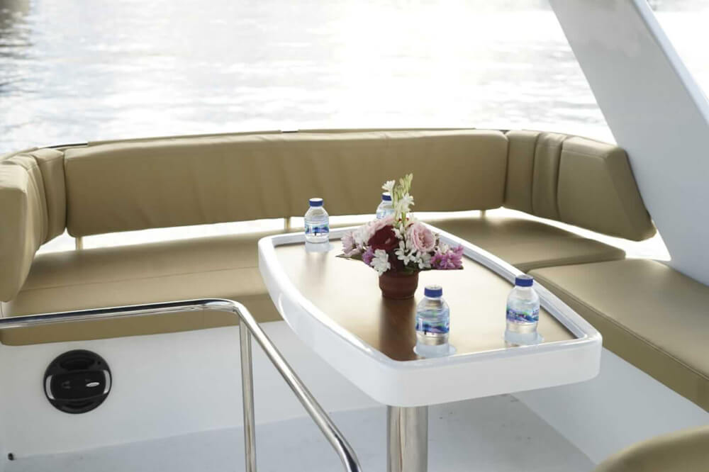 Monohull-KFish-06 Monohull-KFish-06