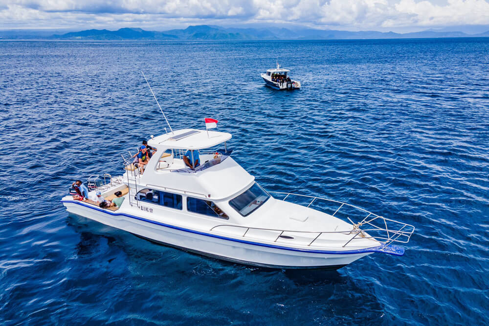 Monohull-Mironia-07