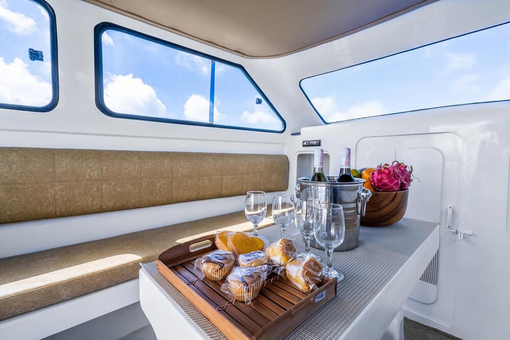 Monohull-Mironia-15