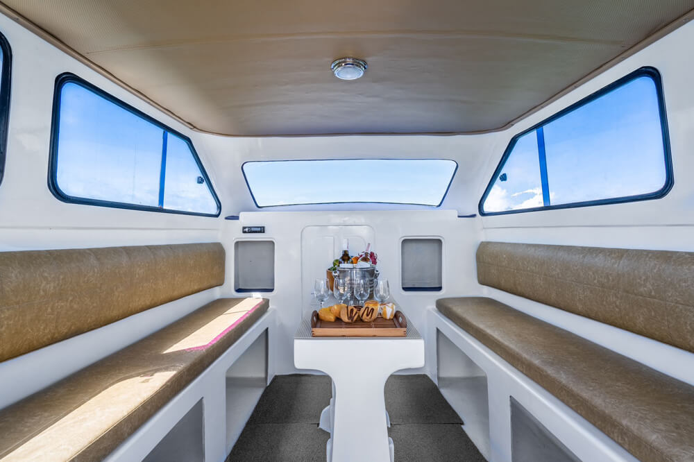 Monohull-Mironia-16