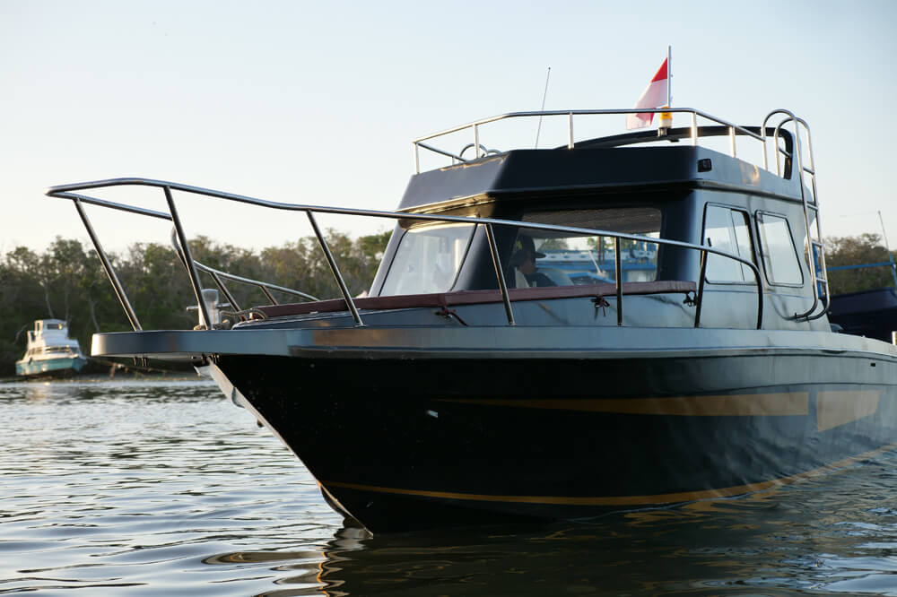 Monohull-Queen-07 Monohull-Queen-07