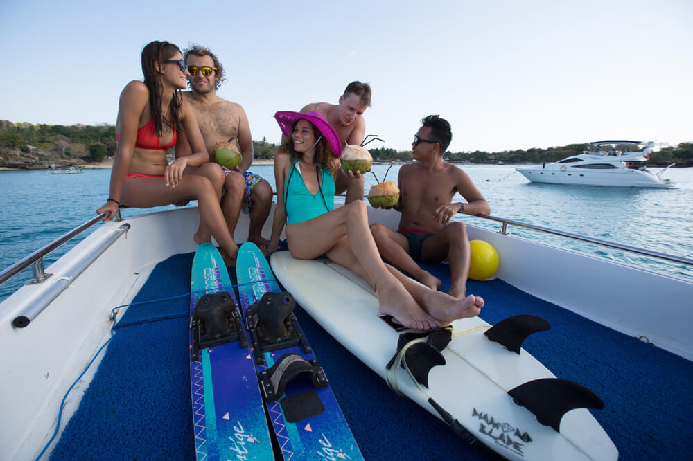 Monohull-RHI-09 Monohull-RHI-09