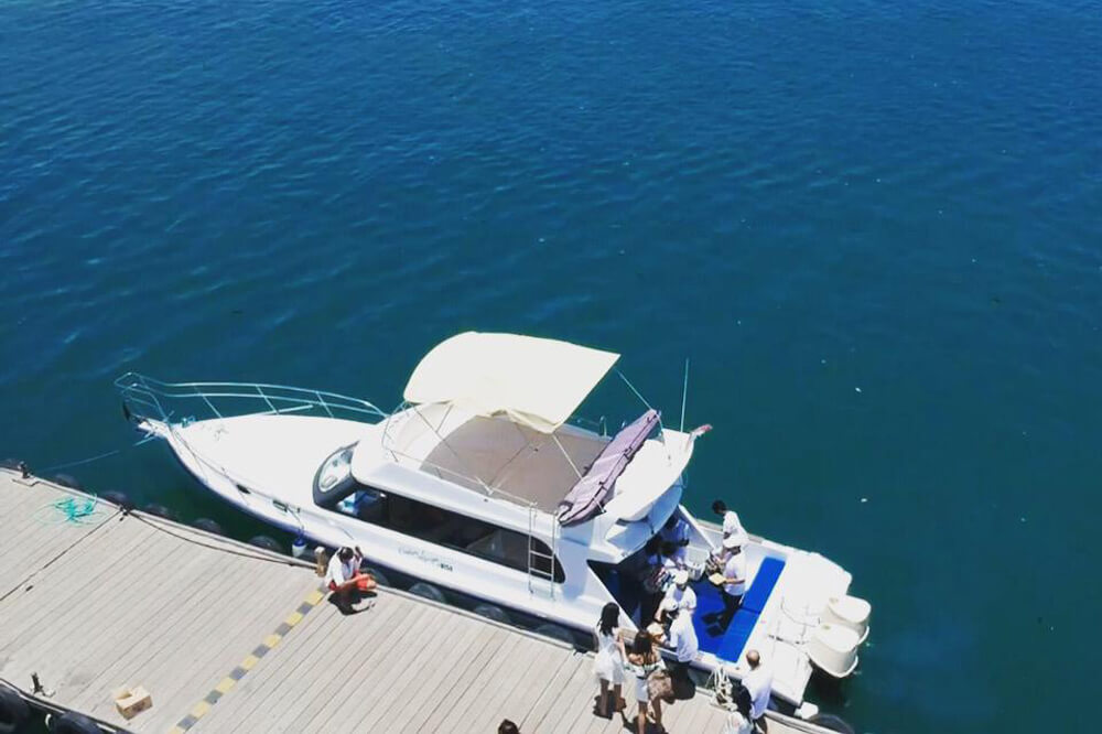Monohull-RS-06 Monohull-RS-06