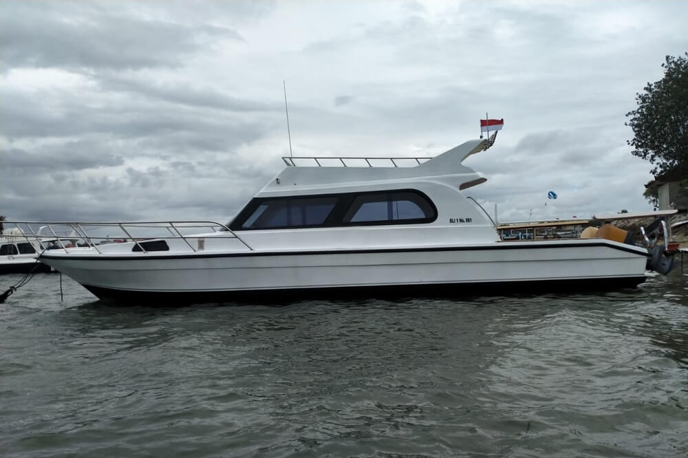 Monohull-RS-07 Monohull-RS-07