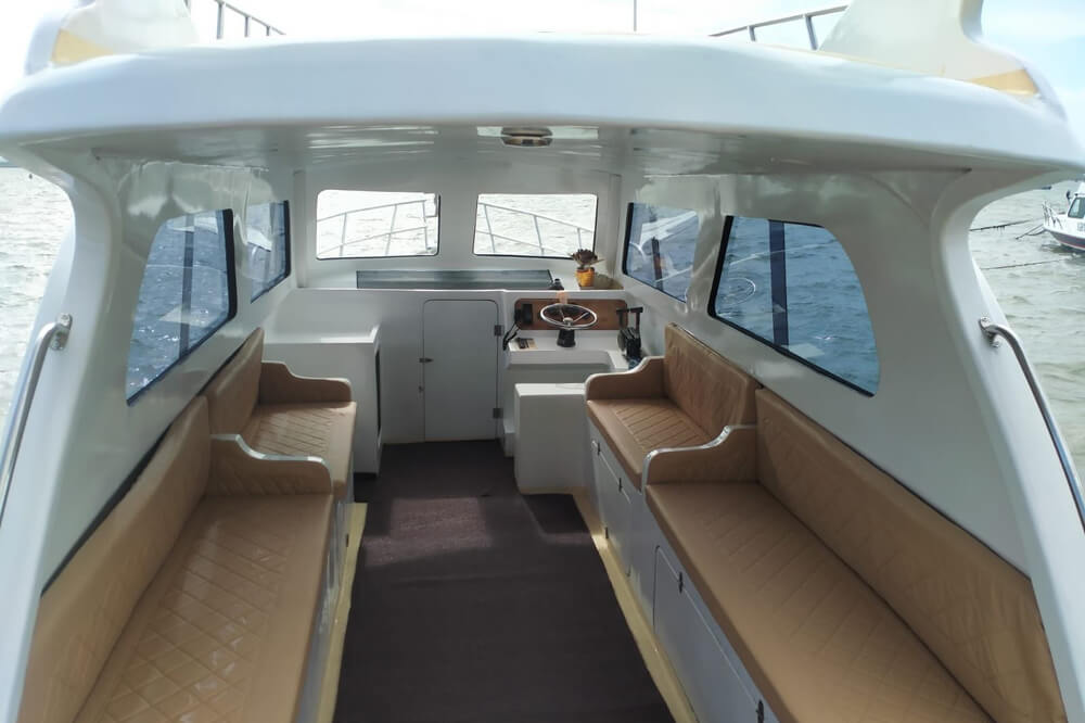 Monohull-RS-09 Monohull-RS-09