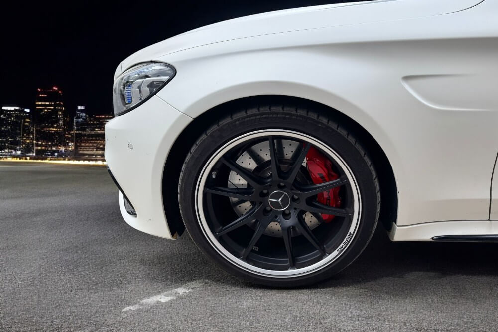 Mercedes-AMG-C63-Coupe-Car-Hire-Byron-Place-03 Mercedes-AMG-C63-Coupe-Car-Hire-Byron-Place-03